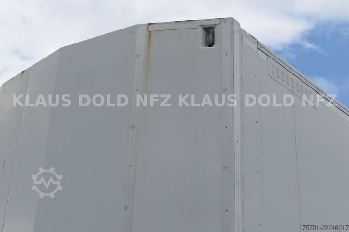 Autotransporter Auflieger KÄSSBOHRER SP 9-16 geschlossener Autotransporter