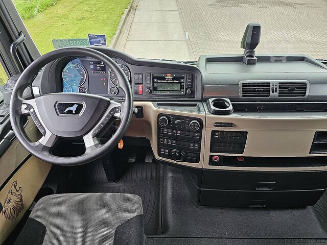 Standard-SZM MAN 18.500 TGX