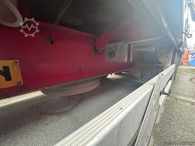 Open semitrailer with tarp Wielton 