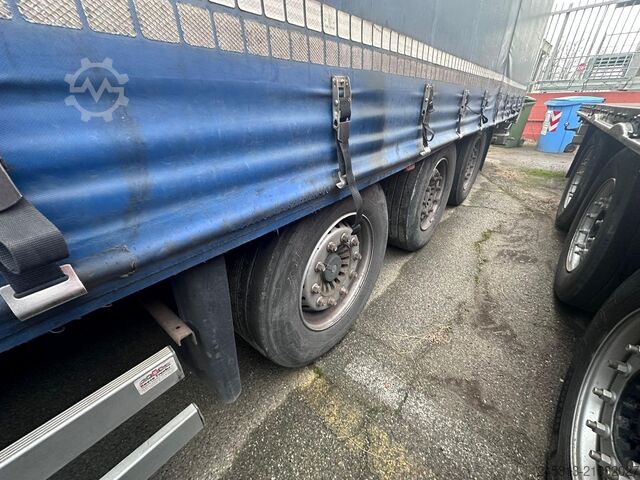 Open semitrailer with tarp Wielton 