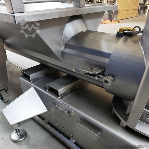 Meat processing machine Carnitech Feeding hopper