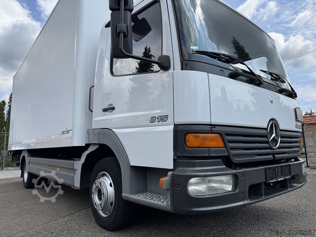 Atego 815 box truck 6.10m, tail lift, 3 seats, trailer hitch Mercedes-Benz Atego 815 Koffer 6,10m LBW, 3.Sitze, AHK