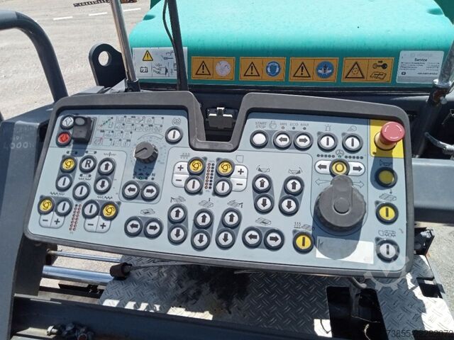 Asphalt Paver Vögele Super 700i