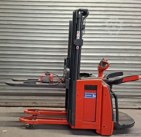 High Lift stacker Linde L20APi