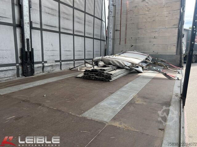 Auflieger mit Pritsche & Plane SCHMITZ CARGOBULL SCB*UNFALL*Mega Tautliner*Hubdach*