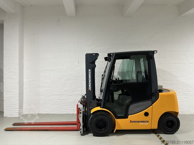 Gabelstapler Jungheinrich DFG 430s | 3000kg | 4700mm | ZVG/VSS