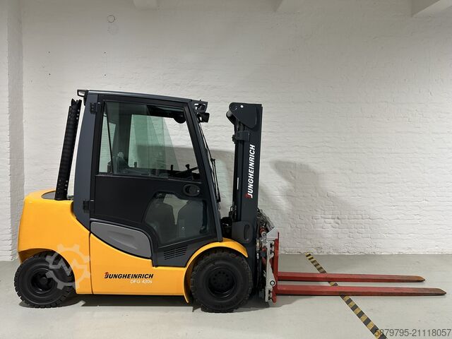 Gabelstapler Jungheinrich DFG 430s | 3000kg | 4700mm | ZVG/VSS