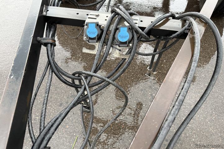 Swap chassis trailer Krone AZ BDF  Wechselfahrgestell