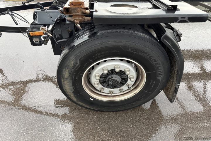 Swap chassis trailer Krone AZ BDF  Wechselfahrgestell