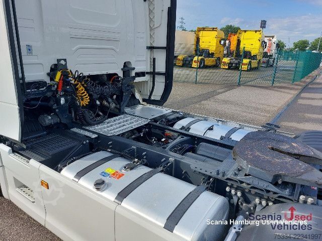 Standard tractor unit Scania R 460 A4x2NA SUPER