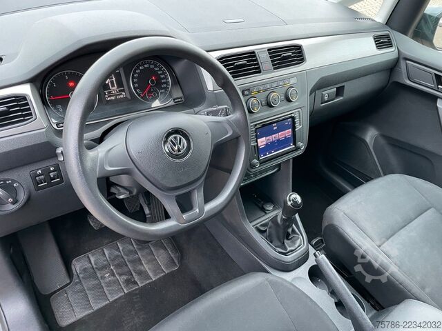 Minibus VW Caddy Maxi Trendline/ 7 Sitze/ AC/ AHK/ Hecktür