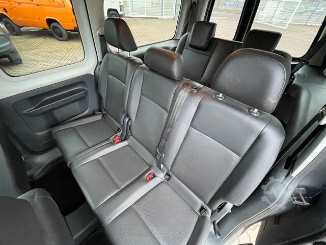 Minibus VW Caddy Maxi Trendline/ 7 Sitze/ AC/ AHK/ Hecktür