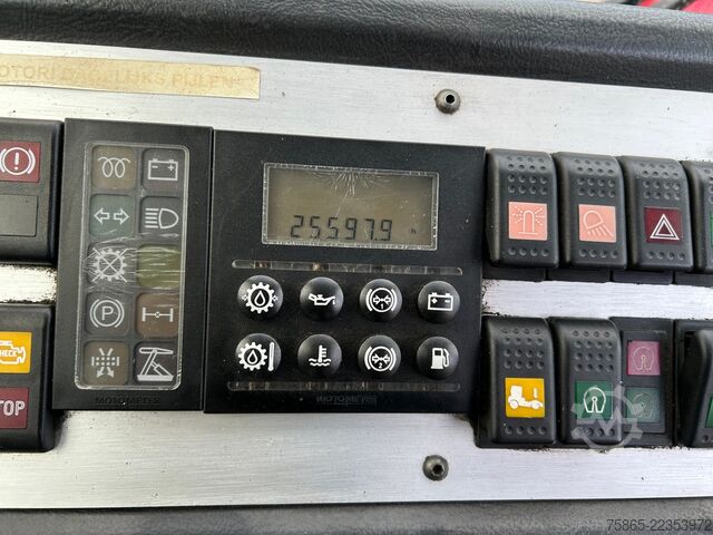 Standard tractor Terberg YT 182 / Cummins / Allison / 2008 / Terminal Tr...