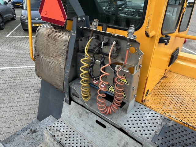 Standard tractor Terberg YT 182 / Cummins / Allison / 2008 / Terminal Tr...