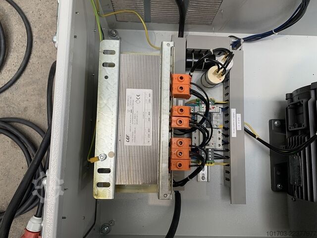 Transformer 220 V mono to 380 V tri Coffret transformateur / Convertisseur LD CMT NS 10-380