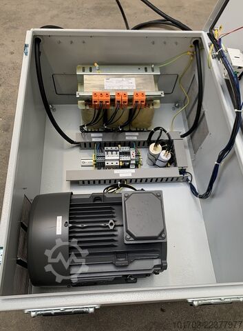 Transformer 220 V mono to 380 V tri Coffret transformateur / Convertisseur LD CMT NS 10-380