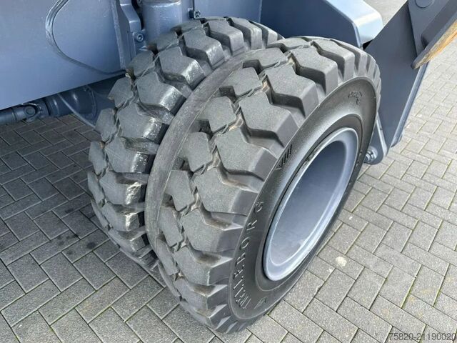 Materialumschlagmaschine Fuchs MHL 350  MATERIAL HANDLER/UMSCHLAGBAGGER/OVERSL...