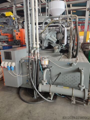 Injection molding machine CHEN HSONG JM800-MK6