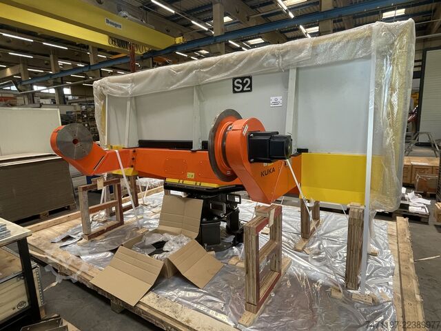 Industrial robot KUKA KP3-V2H1500 R8000 L2000-2