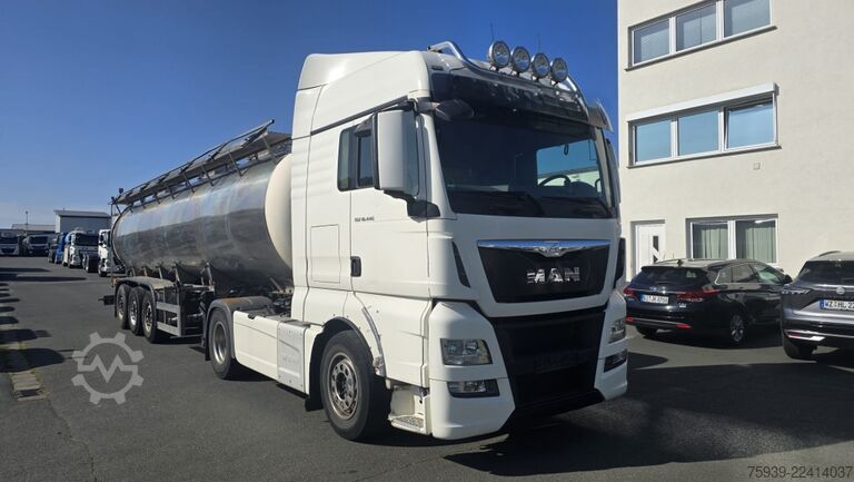Standard tractor unit MAN TGS 18.440 4x2