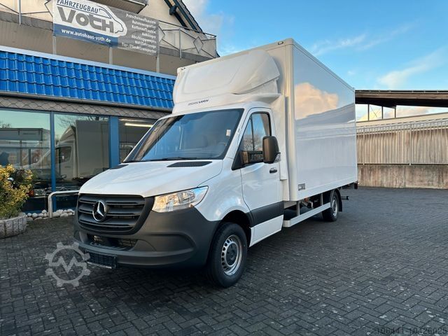 Suitcase MERCEDES-BENZ Sprinter 317 Kofferaufbau LBW