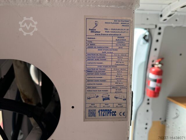 Van Renault Master L3H2 Hubarbeitsbühne France Eléva