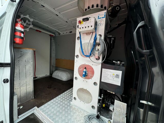 Van Renault Master L3H2 Hubarbeitsbühne France Eléva