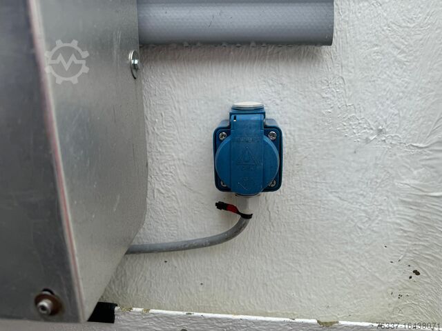 Van Renault Master L3H2 Hubarbeitsbühne France Eléva