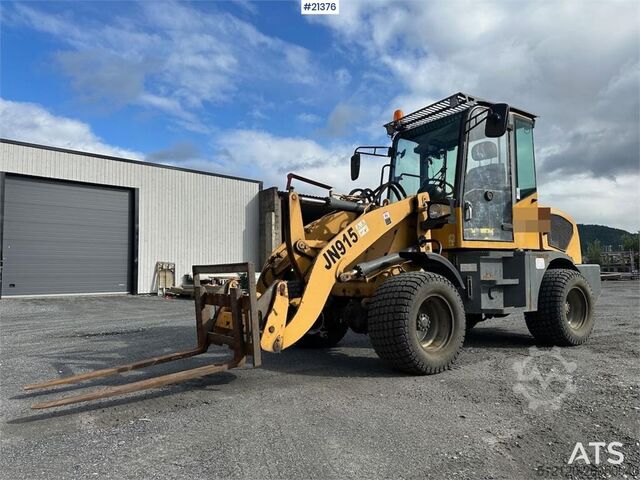 Wheel loader Sino JN 915 wheel loader w/ bucket and pallet forks. Ce