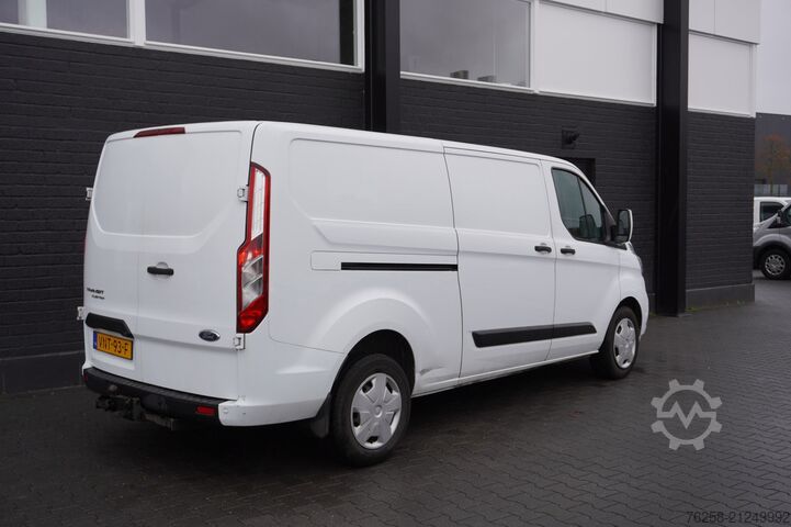 Delivery van Ford Transit Custom 2.0 TDCI 130PK L2 EURO 6 - Airco...