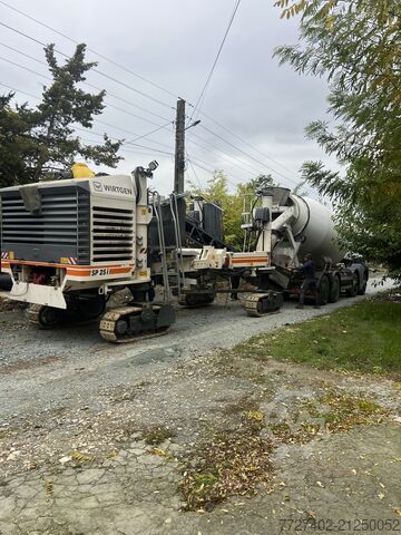Betonfertiger Wirtgen SP 25i