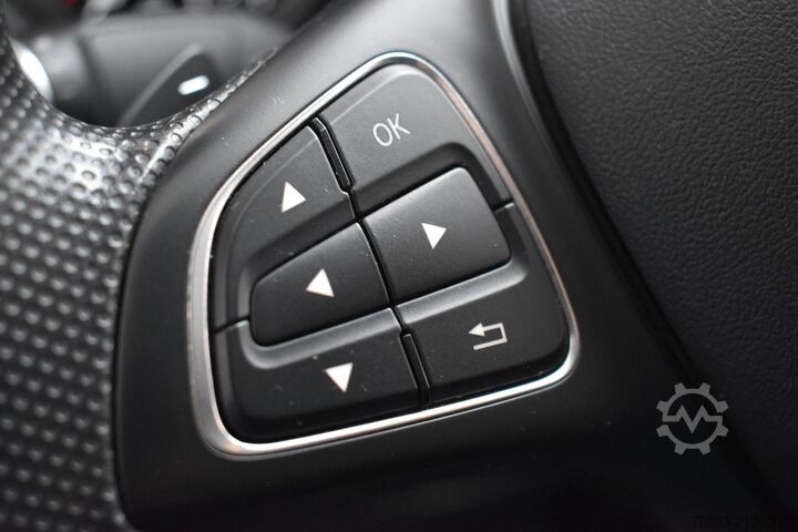 Panel van MERCEDES-BENZ Vito Kasten 116 CDI 4x4 lang Autom. Navi PDC