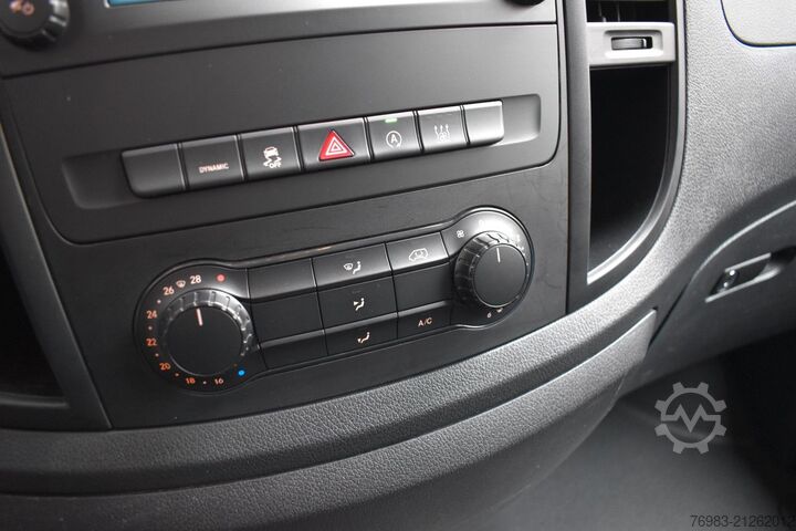Panel van MERCEDES-BENZ Vito Kasten 116 CDI 4x4 lang Autom. Navi PDC