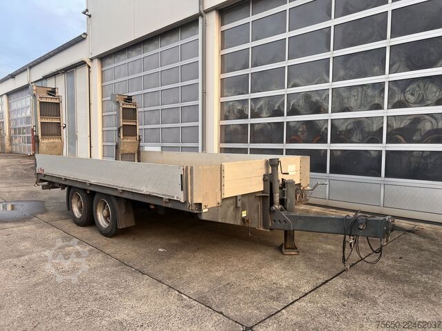 Commercial vehicle  tt  Tandemtieflader