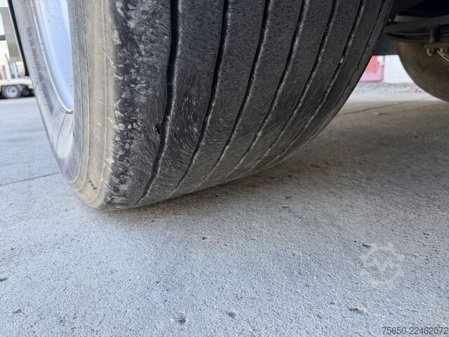 Nutzfahrzeug  18 t  18 t Tandemkipper- Tieflader, Aufsatzbordwände