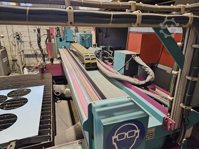 Plasma cutting machine Sato SATRONIC E 3500