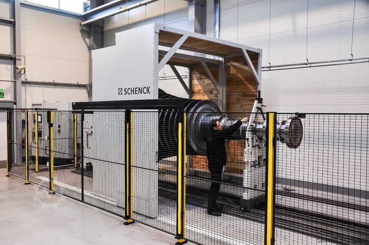 Auswuchtmaschine SCHENCK HM60U