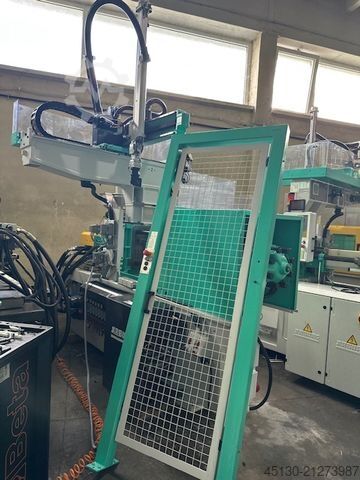 Spritzgießmaschine Arburg 270C 400-70 e²