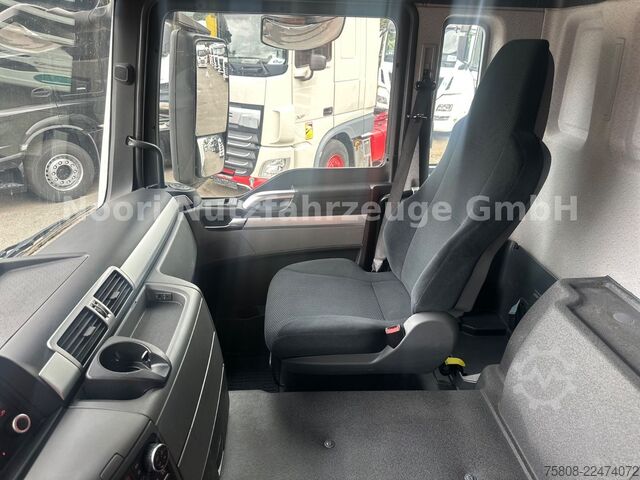 Truck mounted crane MAN TGS 26.440 Baustoff Hiab XS177 K Lenk Navi