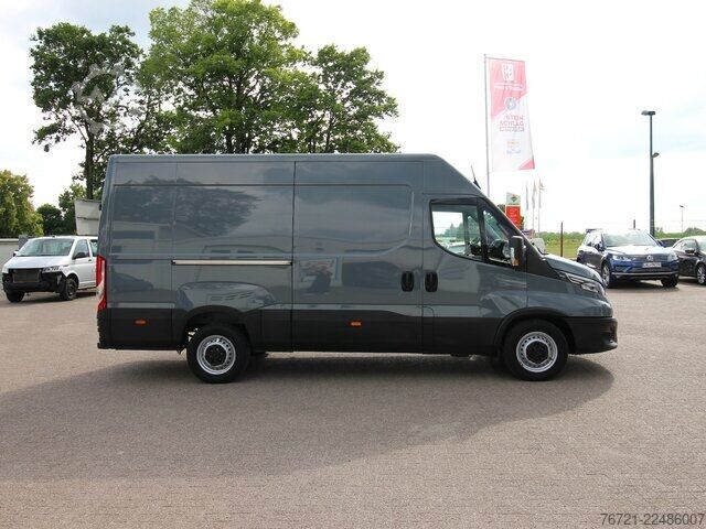 Van Iveco Daily 35 S 16 Hi-Matic 2.3 NAVI+LED+KAMERA+270°TÜREN+ACC