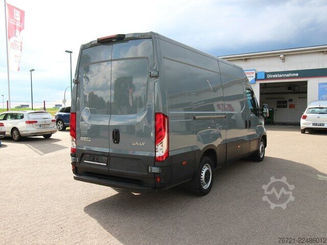 Van Iveco Daily 35 S 16 Hi-Matic 2.3 NAVI+LED+KAMERA+270°TÜREN+ACC