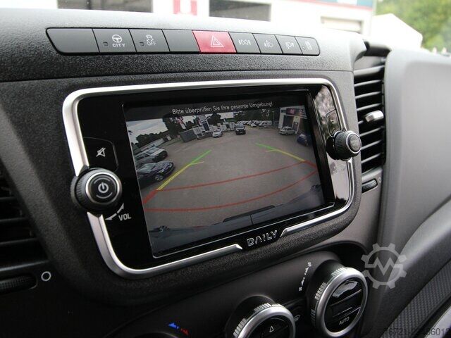 Van Iveco Daily 35 S 16 Hi-Matic 2.3 NAVI+LED+KAMERA+270°TÜREN+ACC