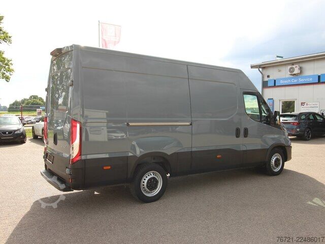 Van Iveco Daily 35 S 16 Hi-Matic 2.3 NAVI+LED+KAMERA+270°TÜREN+ACC