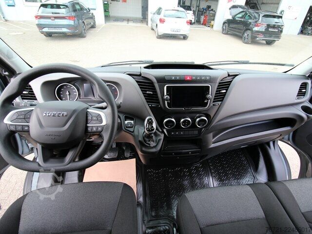 Van Iveco Daily 35 S 16 Hi-Matic 2.3 NAVI+LED+KAMERA+270°TÜREN+ACC