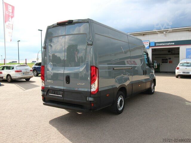 Van Iveco Daily 35 S 16 Hi-Matic 2.3 NAVI+LED+KAMERA+270°TÜREN+ACC