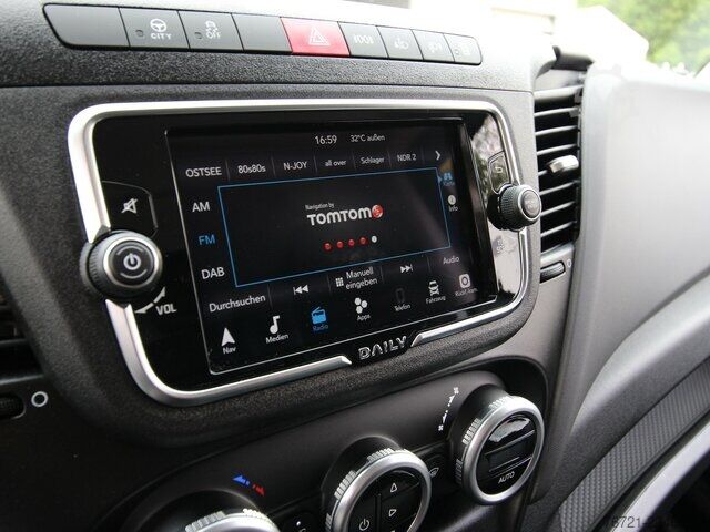 Van Iveco Daily 35 S 16 Hi-Matic 2.3 NAVI+LED+KAMERA+270°TÜREN+ACC
