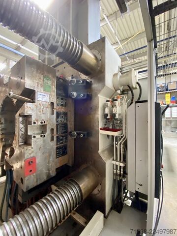 Injection molding machine KraussMaffei KM 800-8100
