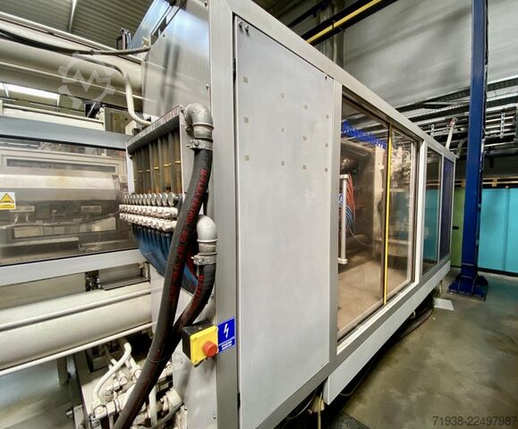 Injection molding machine KraussMaffei KM 800-8100
