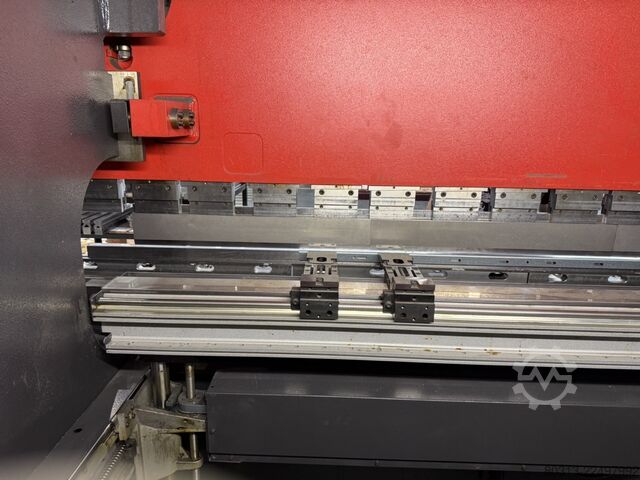 Durchlaufpresse AMADA HFE M2 170-3