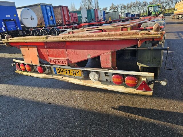Transport von Containern D-TEC FT-43-03V / Multi chassis all connections / ror...